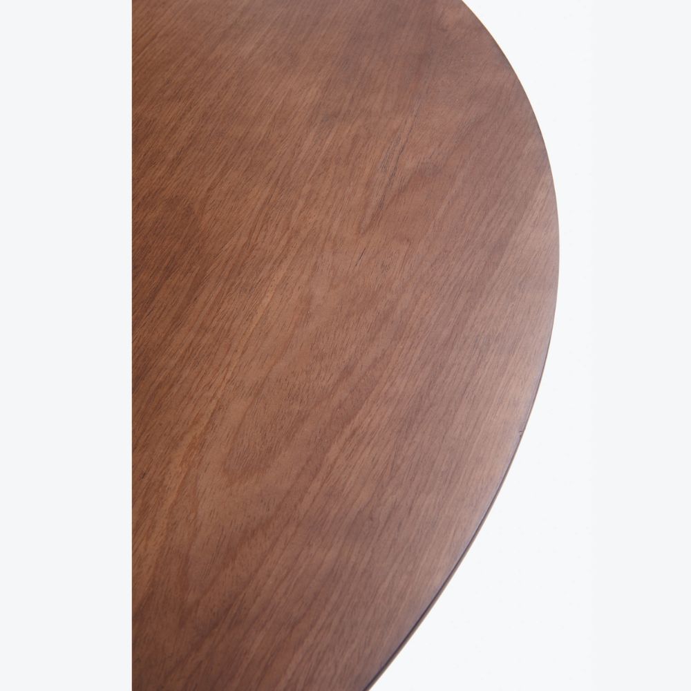 Detalhe aproximado do tampo da Mesa de Jantar Kansas ao fundo branco.